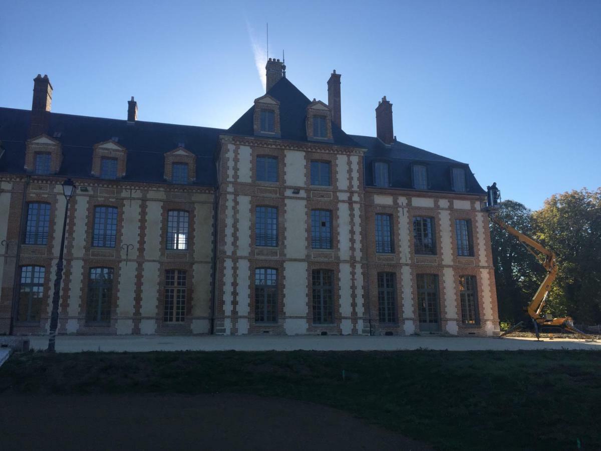 Exceptionnel Chateau Pres De Paris Abondant Buitenkant foto